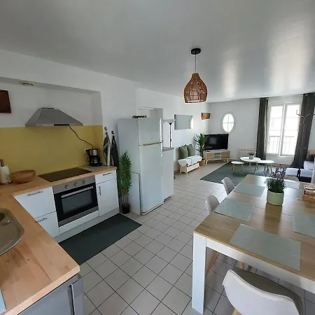 Spacieux Duplex Au Calme, 5 Chambres, Parking - Cergy & Paris Apartamento